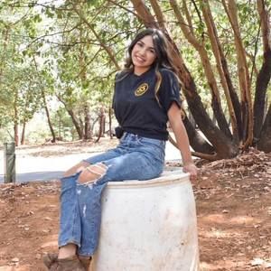 Meet your Posher, Carolina